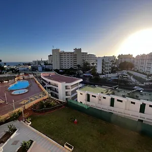 https://estudio-mondrian.in-canary-islands.com