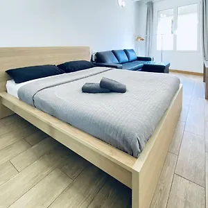 https://freeparking-loft-a-fira-sants-camp-nou.top-hotels-tarragona.com